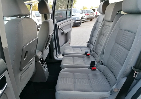 Volkswagen Touran cena 23000 przebieg: 187000, rok produkcji 2008 z Sokółka małe 497